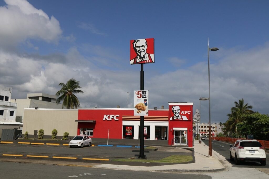 KFC Full Form in Hindi - एक बूढ़े आदमी की सफलता की कहानी। 12 KFC full form, KFC full form in Hindi, KFC full form in Chicken. KFC full form name, KFC full meaning