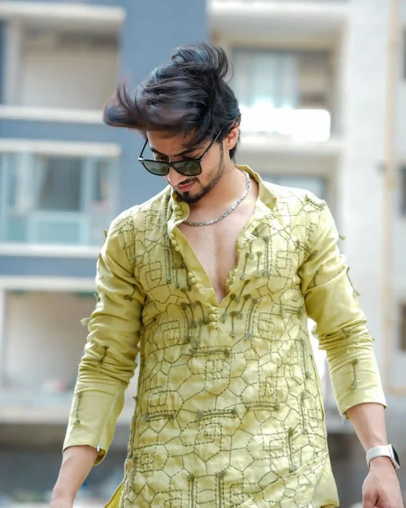Faisal Shaikh 6 Mr. Faisu 6