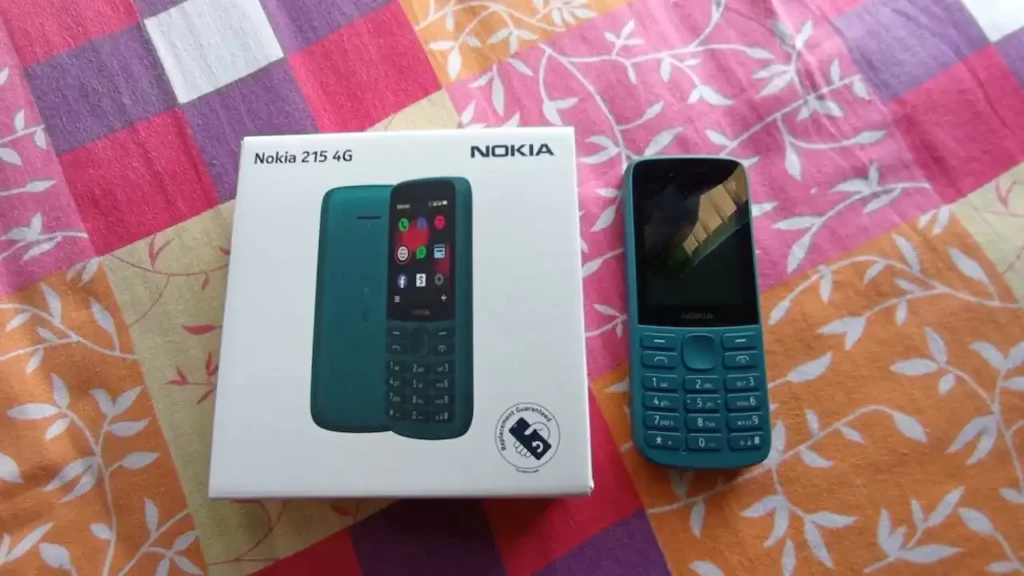 नोकिया का यह 4g फोन मिल रहा है 2700 से भी कम में, वायरलेस रेडियो से हो जाएंगे दिन रंगीन 2 Nokia 215 DS 4G Price